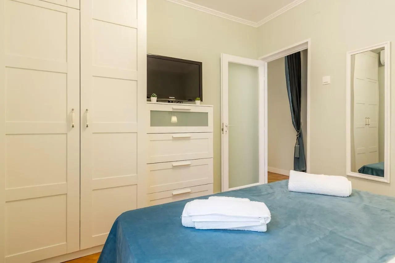 Central Stylish & Cozy One Bedroom Apartment - Adela Accommodation - Ideal For Long Stays 布加勒斯特 罗马尼亚
